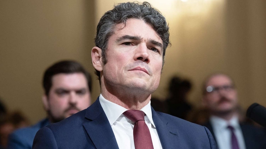 Κουίζ: Ψευτο-MAGA με 4 γράμματα που εισηγείται στον Trump επίθεση στο Ιράν, αλλά παραιτείται επειδή τον πρόλαβε το Ισραήλ