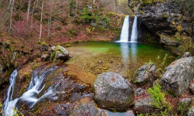 Σοκ στο Λιτόχωρο - Ακατάλληλο το νερό - Εντοπίστηκε νεκρό άλογο στο φαράγγι του Ενιπέα