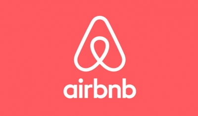 Ισπανία: Η Μαδρίτη σκληραίνει τη στάση της απέναντι στην Airbnb