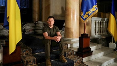 Welt: Ο Volodymyr Zelensky εξελίσσεται σε ένα αυταρχικό Πρόεδρο μιας εμπόλεμης χώρας