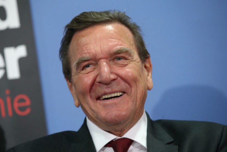Schröder (πρώην Καγκελάριος Γερμανίας): Ο Trump δεν είναι προσωρινό φαινόμενο – Μπορεί να επανεκλεγεί