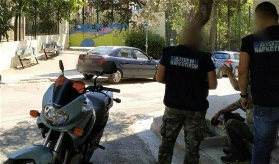 Νέοι έλεγχοι της Δίωξης Ναρκωτικών έξω από σχολεία