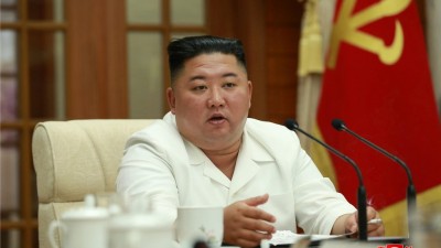 Η Κίνα έχει προμηθεύσει τον Kim Jong Un και την οικογένειά του με ένα πειραματικό εμβόλιο εναντίον του νέου κορωνοϊού