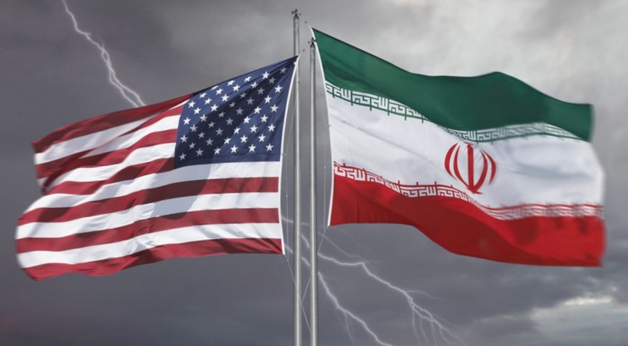 Ιράν: Όλος ο κόσμος στέκεται στο πλευρό του αμερικανικού λαού