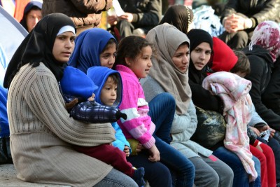 Αλαλούμ με το προσφυγικό – ΔΟΜ: Πρόσφυγες που πήραν άσυλο επιστρέφουν σε υπερπλήρη camps