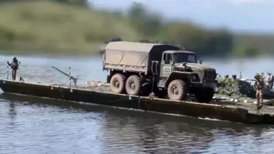 Καταρρέουν παντού τα logistics των Ουκρανών - Ο ρωσικός στρατός βούλιαξε πλοία ανεφοδιασμού στον ποταμό Oskol (photos)