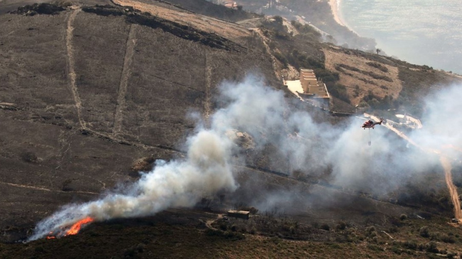 Εύβοια: Μεγάλη φωτιά στον Αλμυροπόταμο - Συναγερμός από το 112