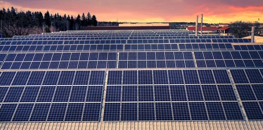 Αβεβαιότητα από την υπερπροσφορά στην ηλιακή ενέργεια - Aστάθεια και το β' εξάμηνο 2025