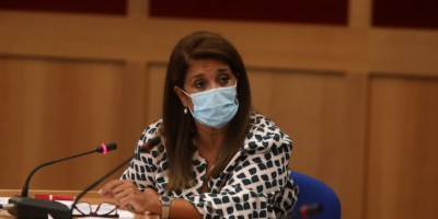 Παπαευαγγέλου: Αρκούν 8 λεπτά σε κλειστό χώρο, για να μεταδοθεί ο ιός