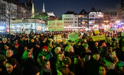 Ηλεκτροσόκ στη Γερμανία με την πρόταση του AfD για μαζικές απελάσεις μεταναστών  – Σε απόγνωση Scholz και ...«δημοκρατικό τόξο»