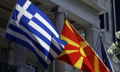 Μετά από 9 χρόνια εξαθλίωσης οι Έλληνες ξεσηκώθηκαν, αλλά για το ζήτημα των Σκοπίων…