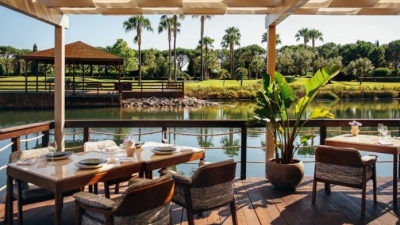 Το Estrella ανοίγει το πρώτο του διεθνές εστιατόριο στο Domes Lake Algarve Resort