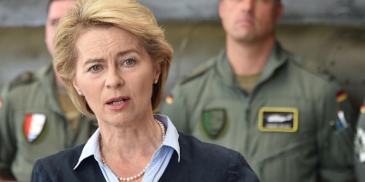 Von der Leyen (ΥΠΕΘΑ Γερμανίας): Η Γερμανία θα τηρήσει τις δεσμεύσεις της για αύξηση αμυντικών δαπανών στο 2% του ΑΕΠ