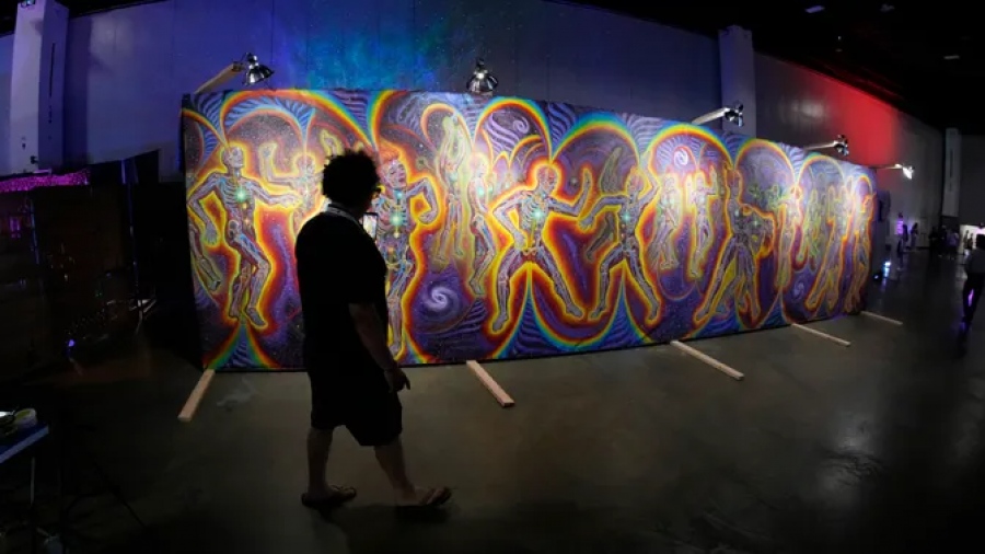 Αυστραλία: Η πρώτη χώρα που συνταγογραφεί ψυχεδελικά φάρμακα, όπως χάπια «έκσταση» για ψυχικές ασθένειες