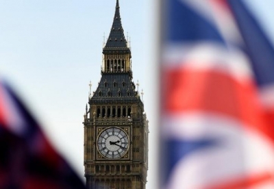 Βρετανία: Δεν θα ληφθούν νέα μέτρα πριν από την Πρωτοχρονιά