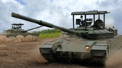 Η Ρωσία ετοιμάζει επανάσταση στον πόλεμο — Τα τανκς επιστρέφουν χάρη σε αντι-drone τεχνολογία