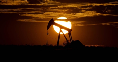 Eίναι επίσημο: Ο OPEC+ μειώνει την παραγωγή πετρελαίου κατά 100.000 βαρέλια - Το brent στο +4%