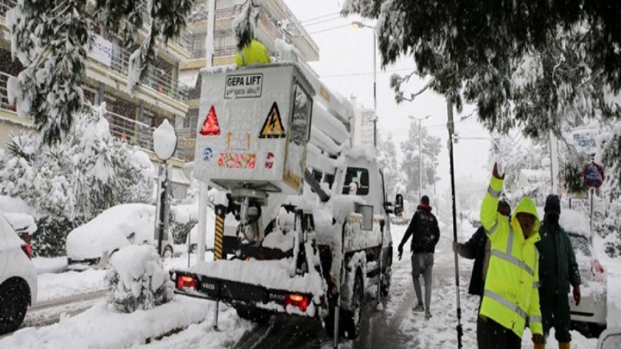 Κακοκαιρία Μήδεια - Χιόνιζε επί 36 ώρες - Αποκαθίστανται σταδιακά τα προβλήματα ηλεκτροδότησης