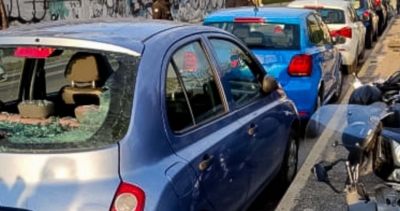 Συμπλοκές οπαδών με τραυματίες στη Νίκαια – Ζημιές σε αυτοκίνητα