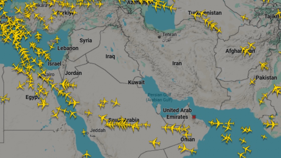 Οι παγκόσμιες αεροπορικές εταιρείες σταματούν πτήσεις μετά τις επιθέσεις ΗΠΑ-Ισραήλ στο Ιράν
