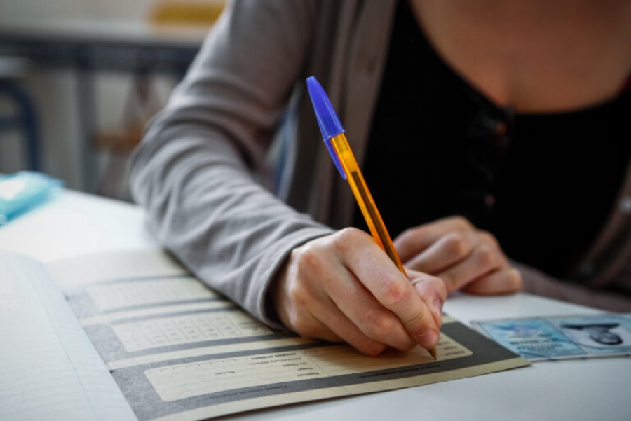 Πανελλαδικές 2025: Ανακοινώθηκαν οι βάσεις για την εισαγωγή στα ΑΕΙ