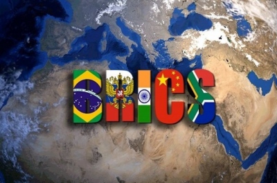 Οι BRICS κτίζουν τράπεζες και συστήματα πληρωμών ενώ η αμερικανική ηγεμονία και οι G20 παρακμάζουν