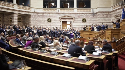 Βουλή – Οι θέσεις των κομμάτων για την αποεπένδυση του ΤΧΣ από τις τράπεζες