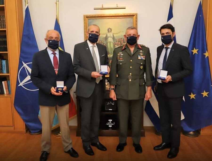 Συνάντηση Αρχηγού ΓΕΕΘΑ με Διοργανωτές της Defence Exhibition Athens (DEFEA) 2021 – Τι συζητήθηκε