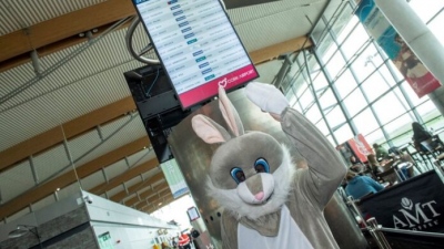 Πτώση των κρατήσεων έως 30% σε σύγκριση με πέρυσι καταγράφουν τα ελληνικά ταξιδιωτικά γραφεία