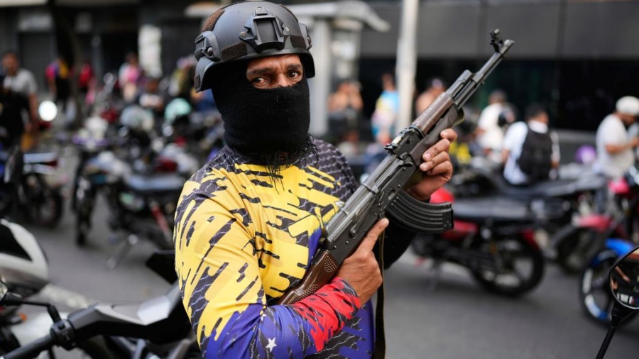 Χάος - Κίνδυνος εμφυλίου στη Βενεζουέλα - Διχασμένοι οι Chavistas, αδύναμη η αντιπολίτευση