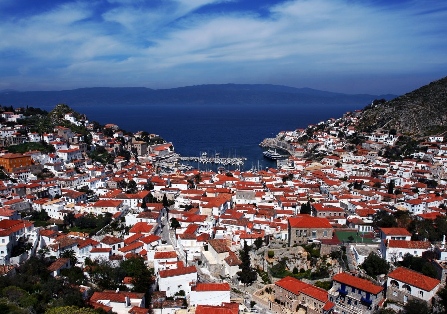 Ο δήμος Ύδρας διαβεβαιώνει πως δεν υπάρχει κανένα κρούσμα κορωνοϊού στο νησί