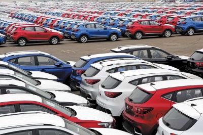 Γερμανία: Κατά 10% μειώθηκαν οι πωλήσεις καινούργιων αυτοκινήτων το 2021
