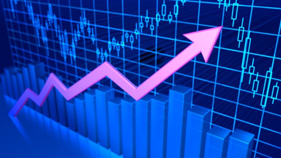 Λίγο μετά το άνοιγμα του ΧΑ – Με αρωγό τις ξένες αγορές πάνω από τις 900 μονάδες – Χαμηλός ο τζίρος