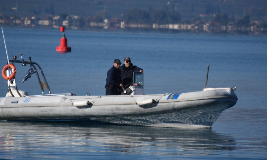 Τρεις νεκροί, ανάμεσα τους 2 παιδιά, σε ναυάγιο με μετανάστες ανοιχτά της Σάμου