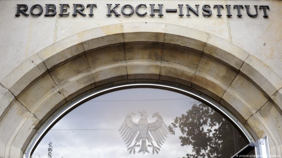 Robert Koch: Αν εμβολιαστεί το 80% των πολιτών, θα έλθει το τέλος της πανδημίας