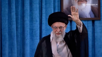 Ερωτήματα εντός Ιράν: Πού βρίσκεται ο Ανώτατος Ηγέτης Ali Khamenei;