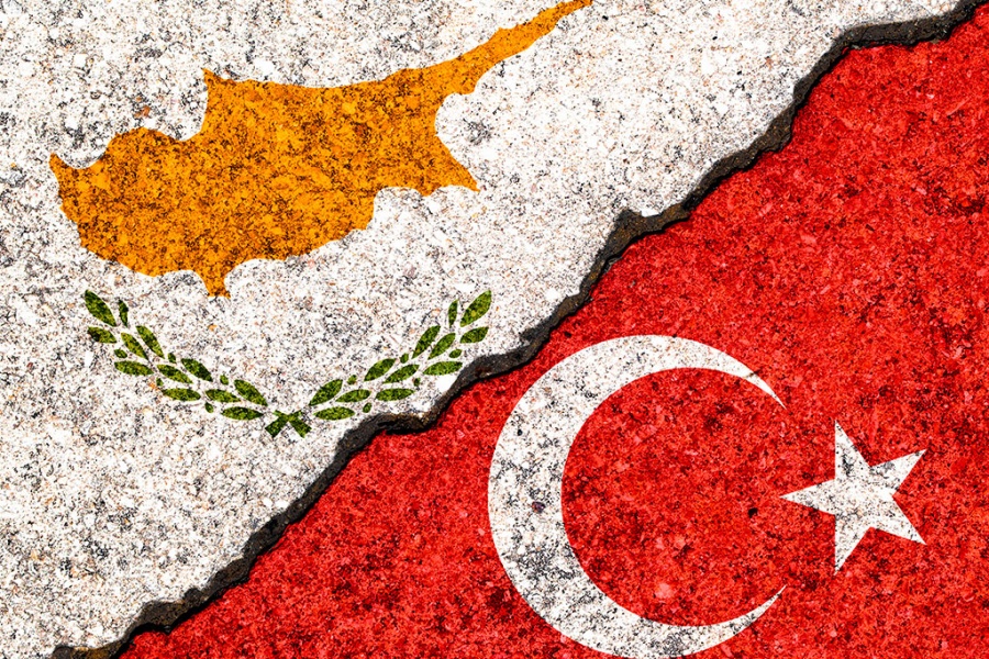 Σφοδρή αντίδραση από την Τουρκία  Η άρση εμπάργκο όπλων από ΗΠΑ στην Κύπρο ανοίγει το δρόμο για επικίνδυνη ένταση