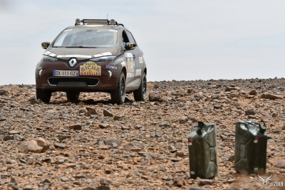 To Renault ZOE κατακτά και την έρημο Σαχάρα