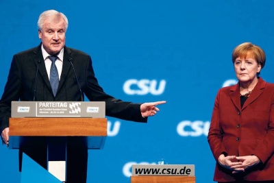 Άκαρπη η συνάντηση της Merkel με τον Seehofer - Η γερμανική κυβέρνηση σε κρίση