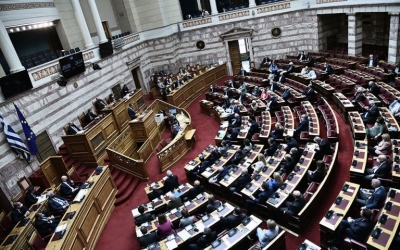 Πνευματικά δικαιώματα: Με τις ψήφους ΝΔ – ΠΑΣΟΚ εγκρίθηκε επί της αρχής το κρίσιμο νομοσχέδιο