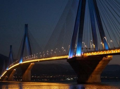 Γέφυρα Ρίου-Αντιρρίου: Σβήνουν τα διακοσμητικά φώτα για όλο το χειμώνα του 2022