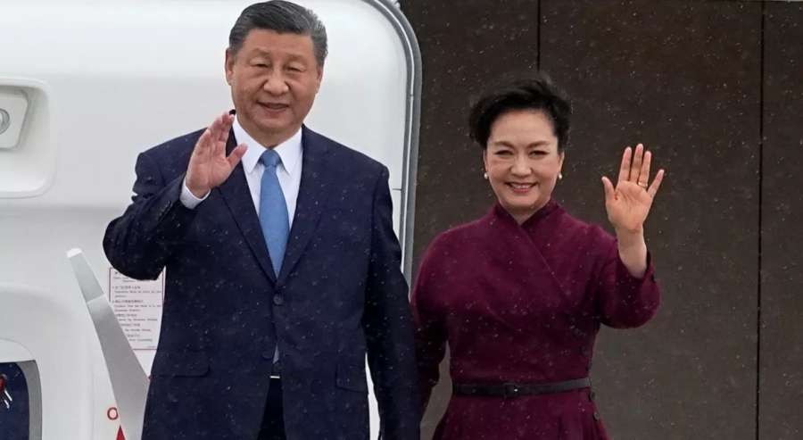 Μήνυμα Xi στις ΗΠΑ μέσω Γαλλίας: Θα αναλάβουμε δράση για την επίλυση της κρίσης στην Ουκρανία - H Κίνα δεν αποτελεί μέρος της