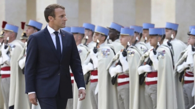 Διέρρευσε στο διαδίκτυο το πιστοποιητικό εμβολιασμού του Macron - Όλα τα προσωπικά στοιχεία του στον αέρα