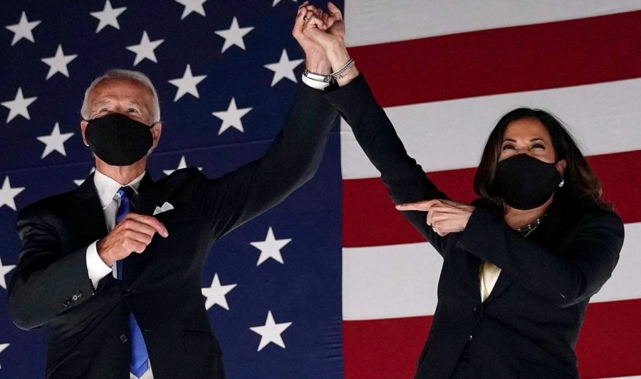 Biden (ΗΠΑ): Η χρήση της μάσκας δεν είναι πολιτική στάση - Σας εκλιπαρώ φορέστε μάσκα