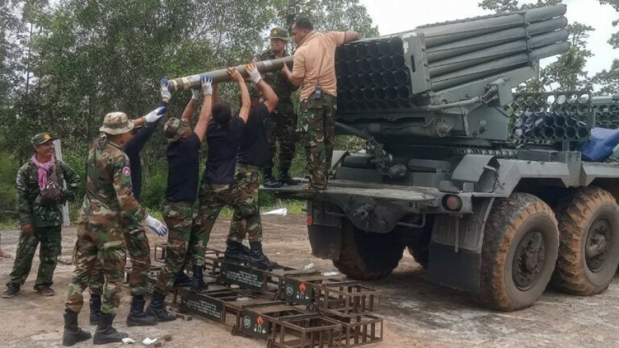 Επικίνδυνη κλιμάκωση: Ταϊλανδέζικα αεροσκάφη βομβαρδίζουν την Καμπότζη μετά από θανατηφόρα επίθεση με ρουκέτες