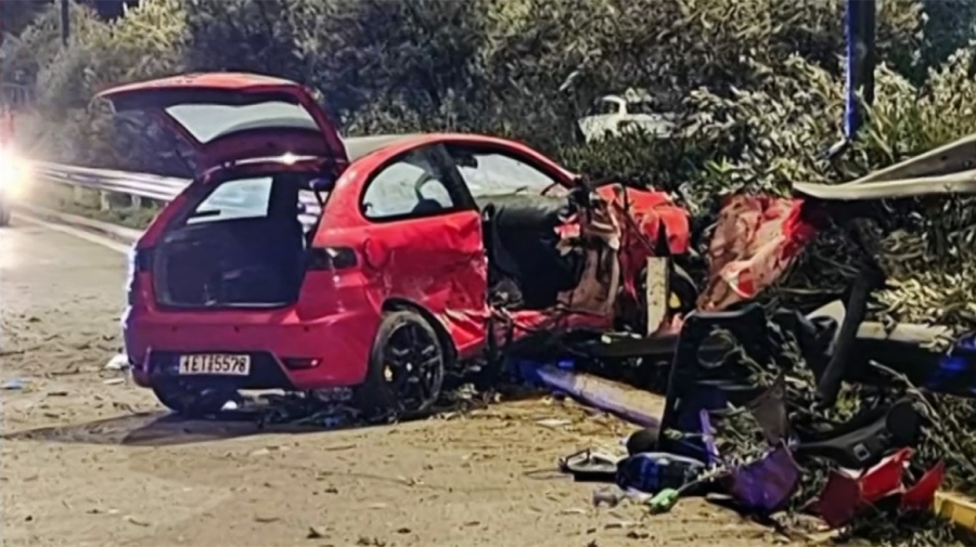 Σοβαρό τροχαίο στο Πέραμα: Αυτοκίνητο προσέκρουσε σε προστατευτικές μπάρες – Ακρωτηρίασαν τα κάτω άκρα των δύο τραυματιών