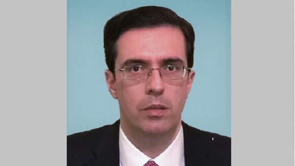 Νίκος Σ. Μαγγίνας (Επικεφαλής Οικονομολόγος Εθνικής τράπεζας): Το τελευταίο μίλι… πριν το μαραθώνιο