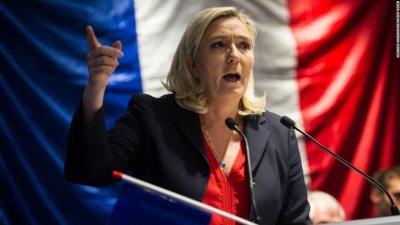 Le Pen (Γαλλία): Το Εθνικό Μέτωπο έπεσε θύμα τραπεζικής συνωμοσίας