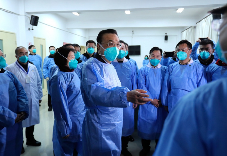 Κίνα: Στην Ουχάν στο επίκεντρο της επιδημίας του κοροναϊού ο πρωθυπουργός Li Keqiang