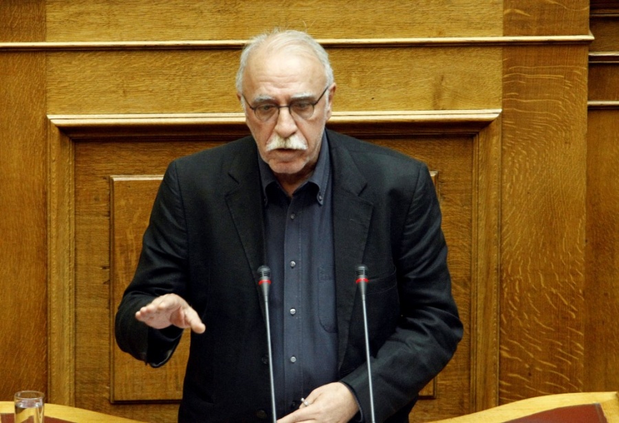 Βίτσας: Δεν φταίνε σε τίποτα οι πρόσφυγες και οι μετανάστες